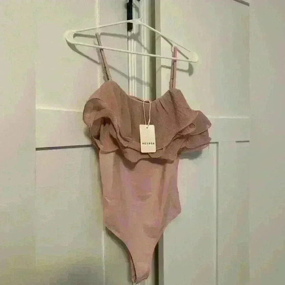 NWT Heyson PInk Lace Bodysuit - Picture 5 of 6